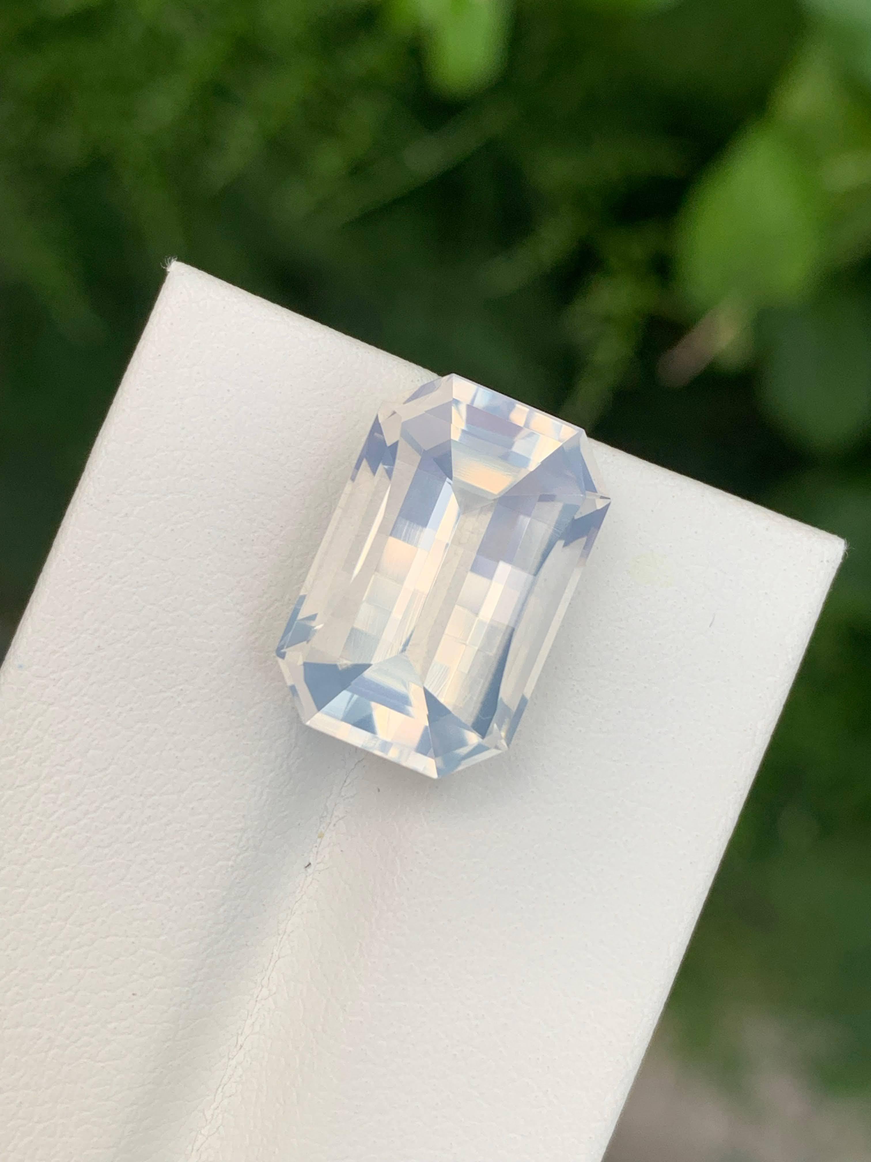 10,70 Karat Natürlicher loser facettierter Mondstein Pixelschliff Afrikanischer Edelstein im Zustand „Neu“ im Angebot in Bangkok, TH