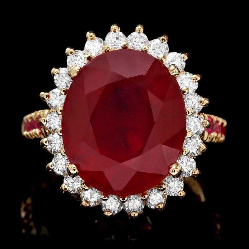 Mixed Cut 10.70 Carats Red Ruby and Natural Diamond 14k Solid Yellow Gold Ring For Sale