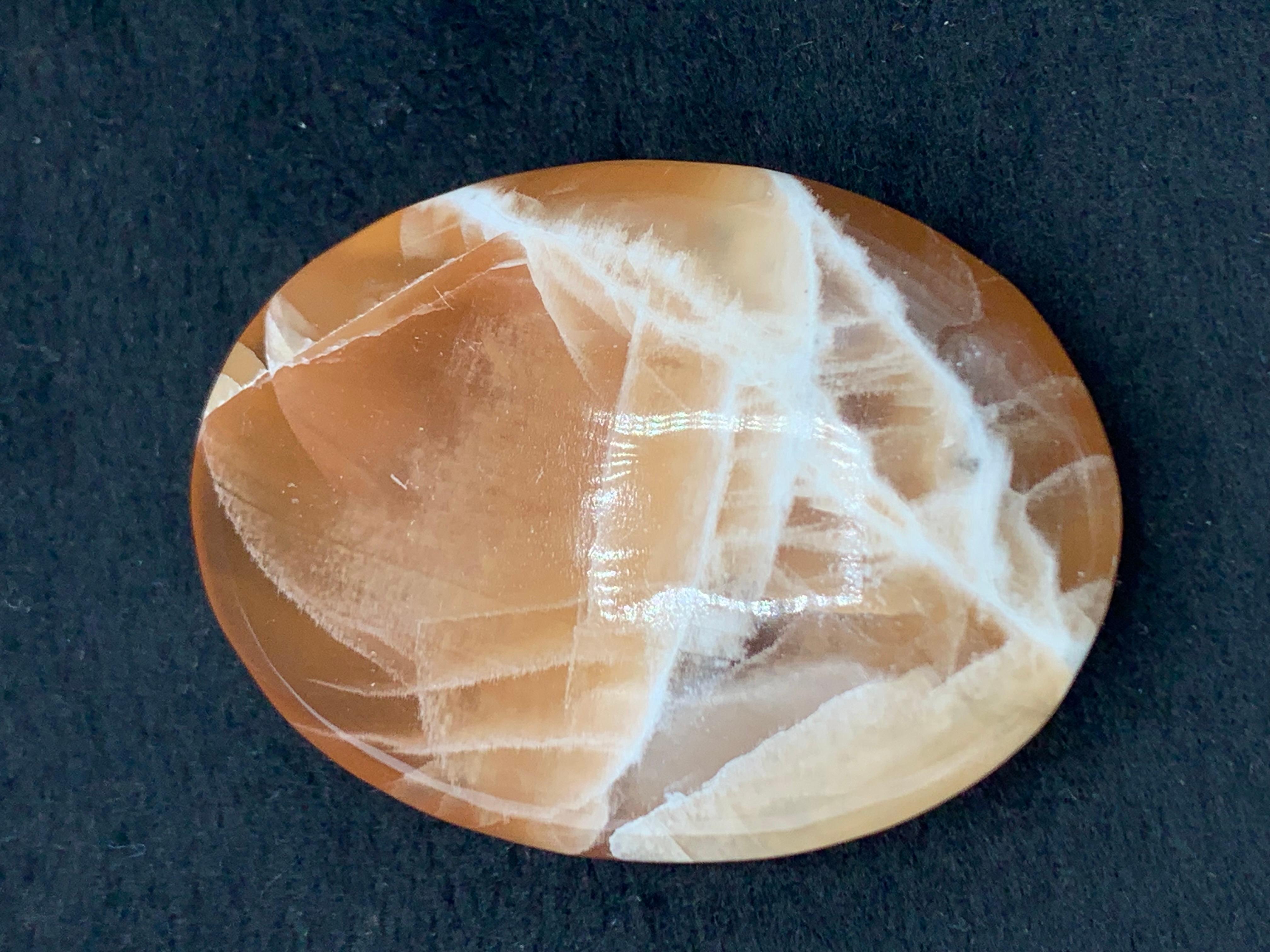 107.04 Gram Best Quality Oval Honey Calcite Crystal From Pakistan For Sale 1