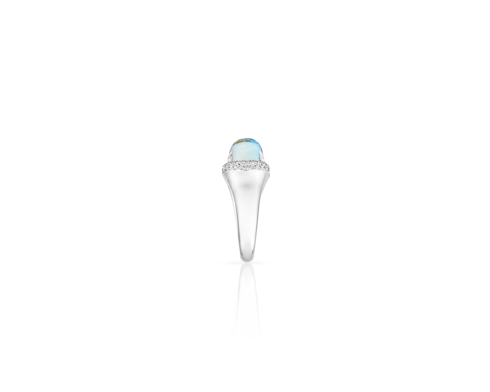 Oval Cut 10.70ct Moonstone .65ct Diamond 18kt White Gold Ring For Sale