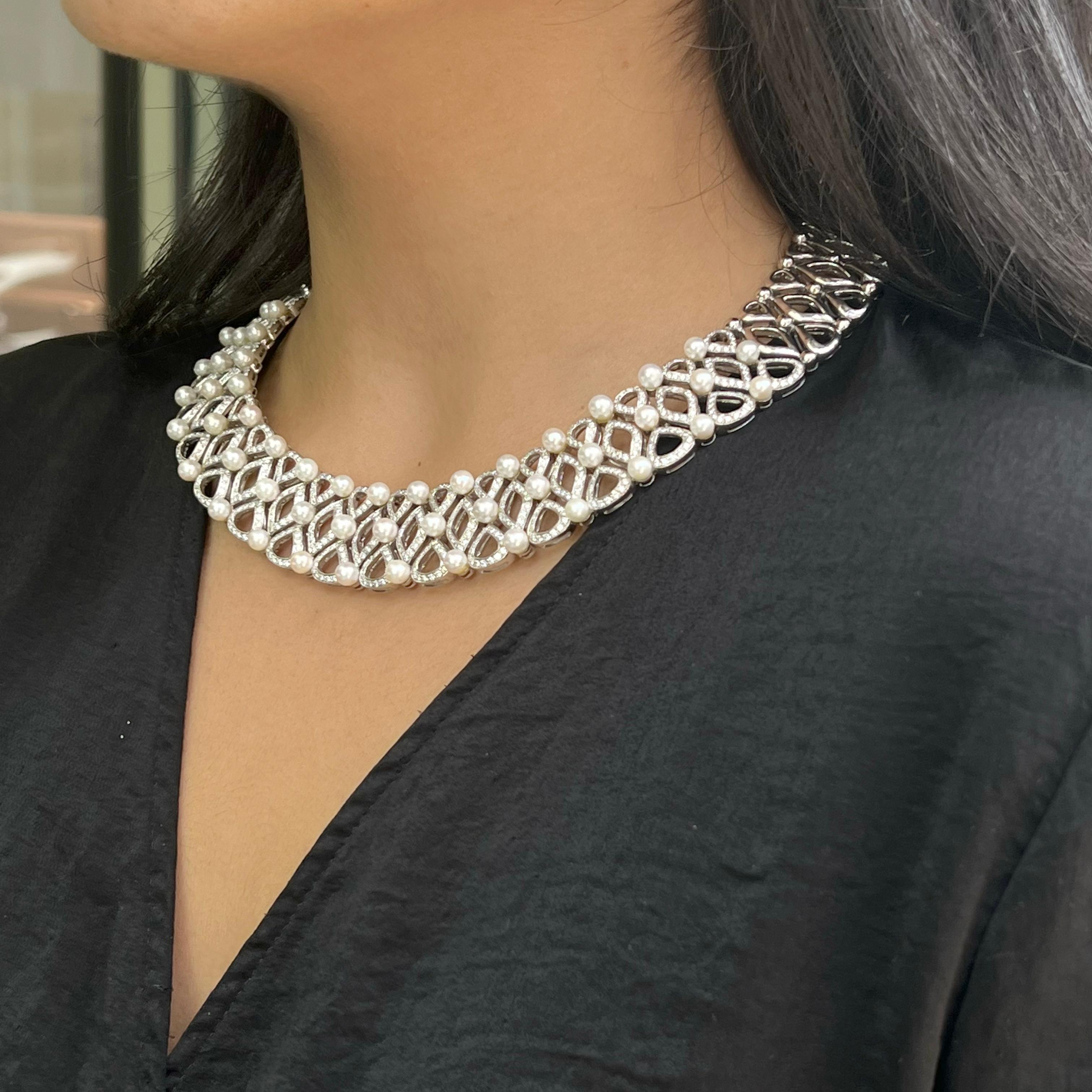 Brilliant Cut 10.72 Carat Diamond and Cultured Pearl 18 Carat White Gold Wide Collar Necklace For Sale