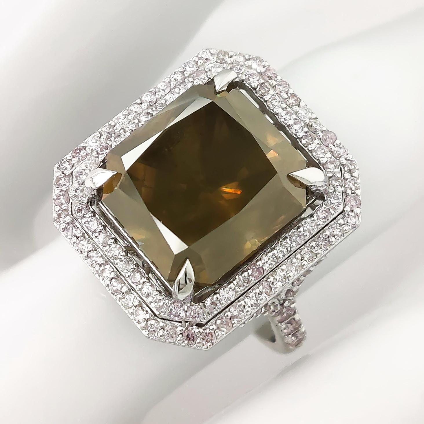 10.72 Carat Total Weight Radiant Cut Diamond Ring IGI Certified 14K White Gold In New Condition For Sale In Ramat Gan, IL