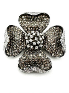10.72 Carats Round Brilliant Cognac and White Diamonds White Gold Dogwood Brooch