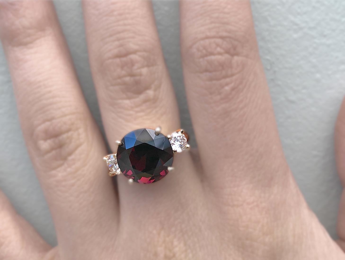 Estate Round Cut Natural Spinel & Diamond Engagement Ring 18K For Sale 2