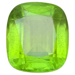 10.73 Carat Vivid Green Natural Peridot Cushion Cut Loose Gemstone for Jewelry