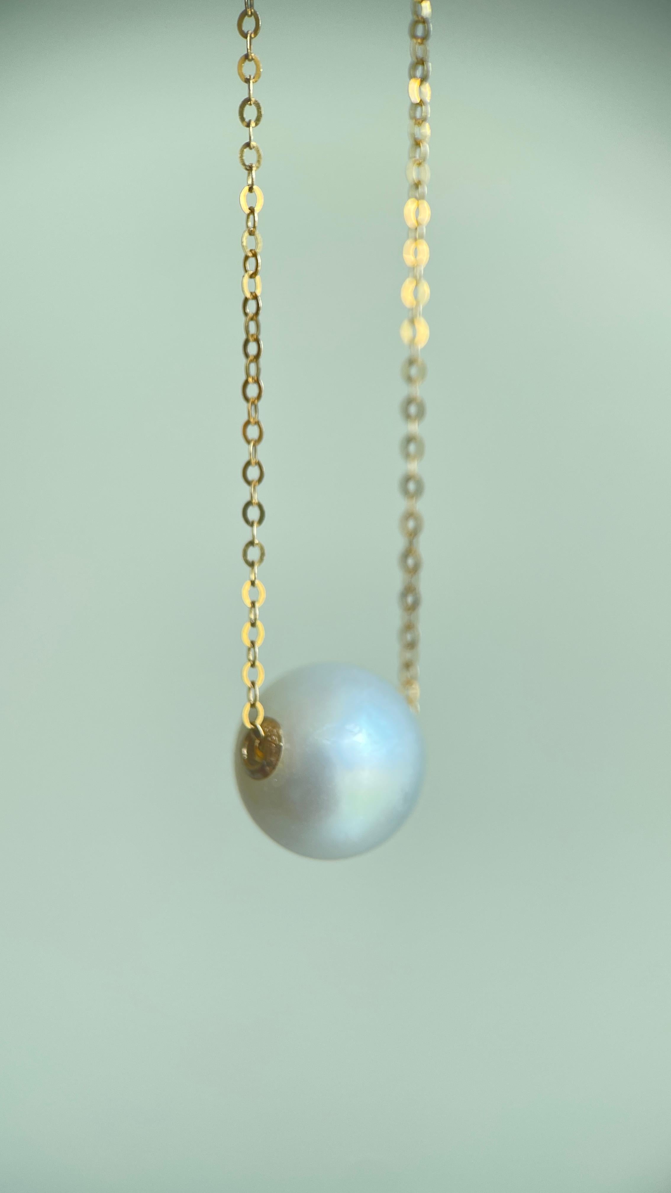 Art Déco Collana di perle dei mari del sud da 10,73 mm in oro massiccio 18 carati in vendita