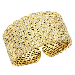 10.75 Carat Diamond 18 Karat Gold Wide Cuff