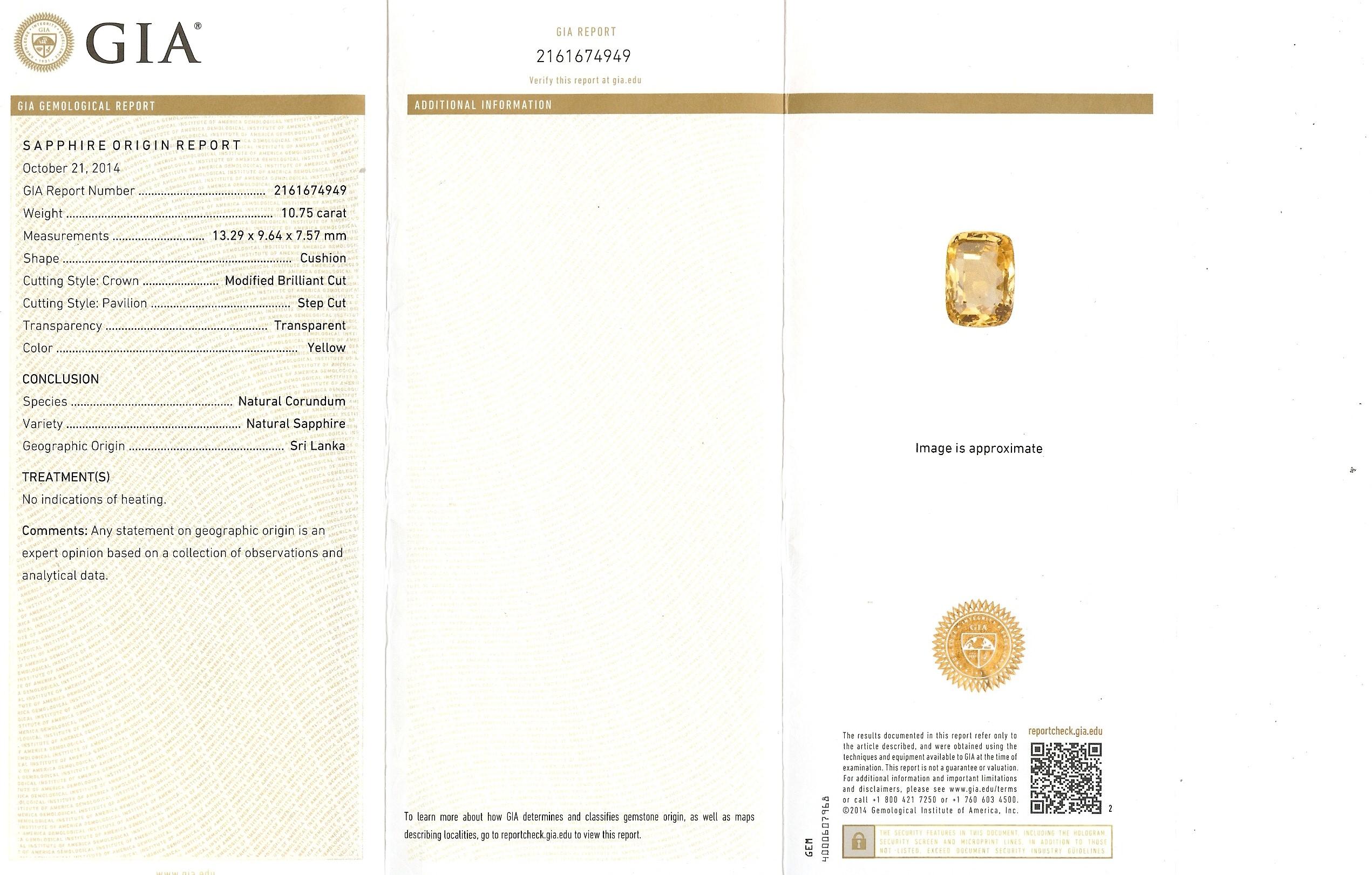 Taille coussin Bague en platine et or 18 carats avec saphir jaune de 10,75 carats certifié GIA en vente