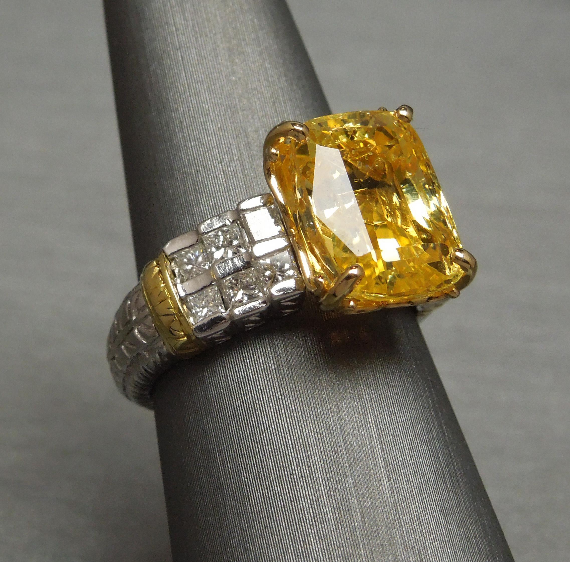 10.75 Carat GIA Yellow Sapphire Platinum and 18 Karat Ring For Sale 1