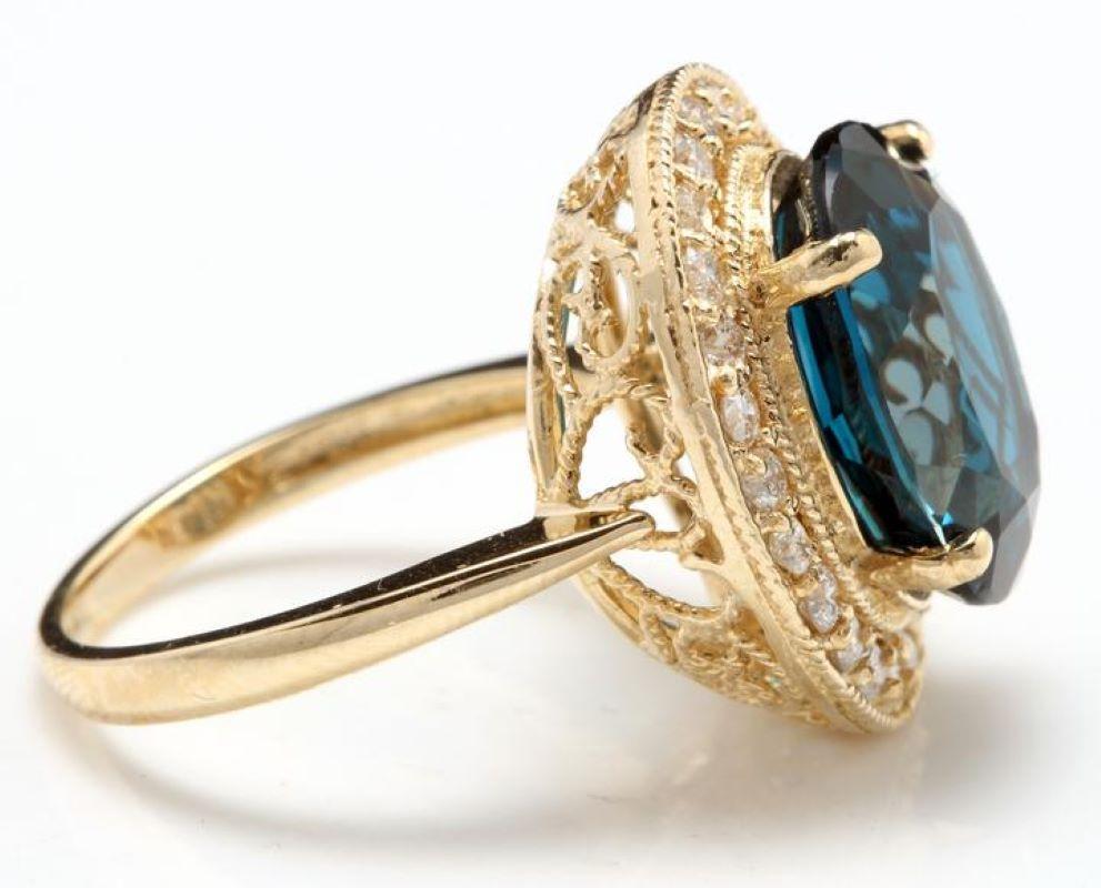 Taglio misto Anello in oro giallo massiccio 14k da 10,75 carati di topazio blu naturale di Londra e diamante in vendita