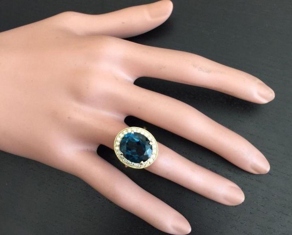 Donna Anello in oro giallo massiccio 14k da 10,75 carati di topazio blu naturale di Londra e diamante in vendita