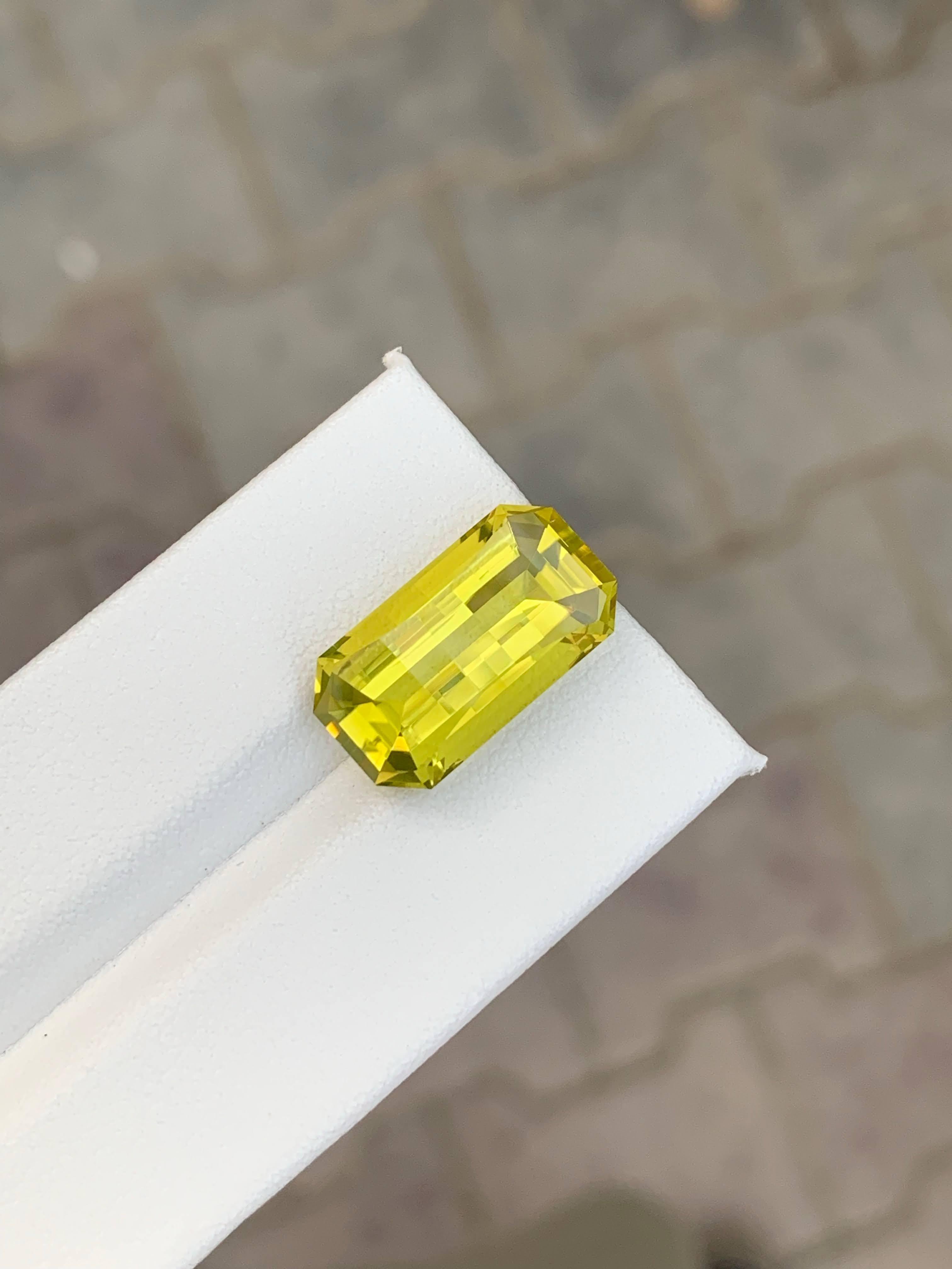 10.75 Carat Natural Loose Faceted Lemon Quartz Stone Pixel Cut Africa Gemstone Unisexe en vente