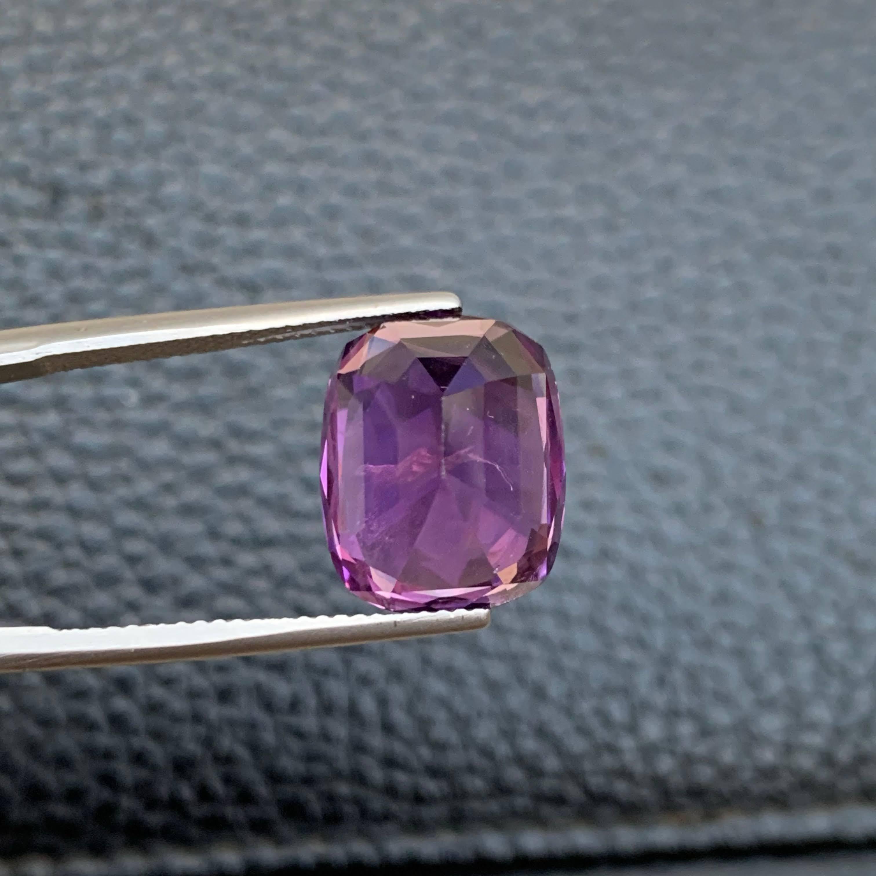 10.75 carati di pietra ametista viola naturale sciolta con taglio a cuscino Gemma brasiliana in vendita 2