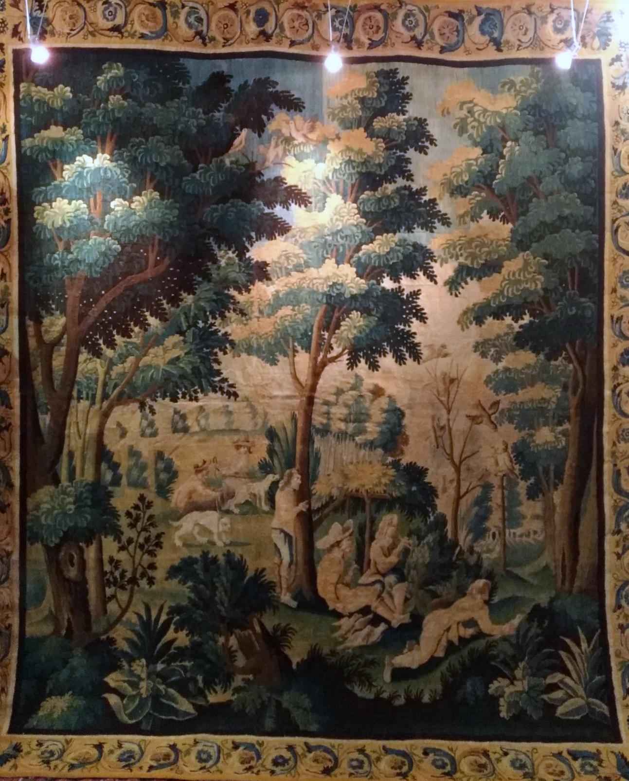 1077 -  18th Century Tapestry Aubusson Workshop For Sale 10