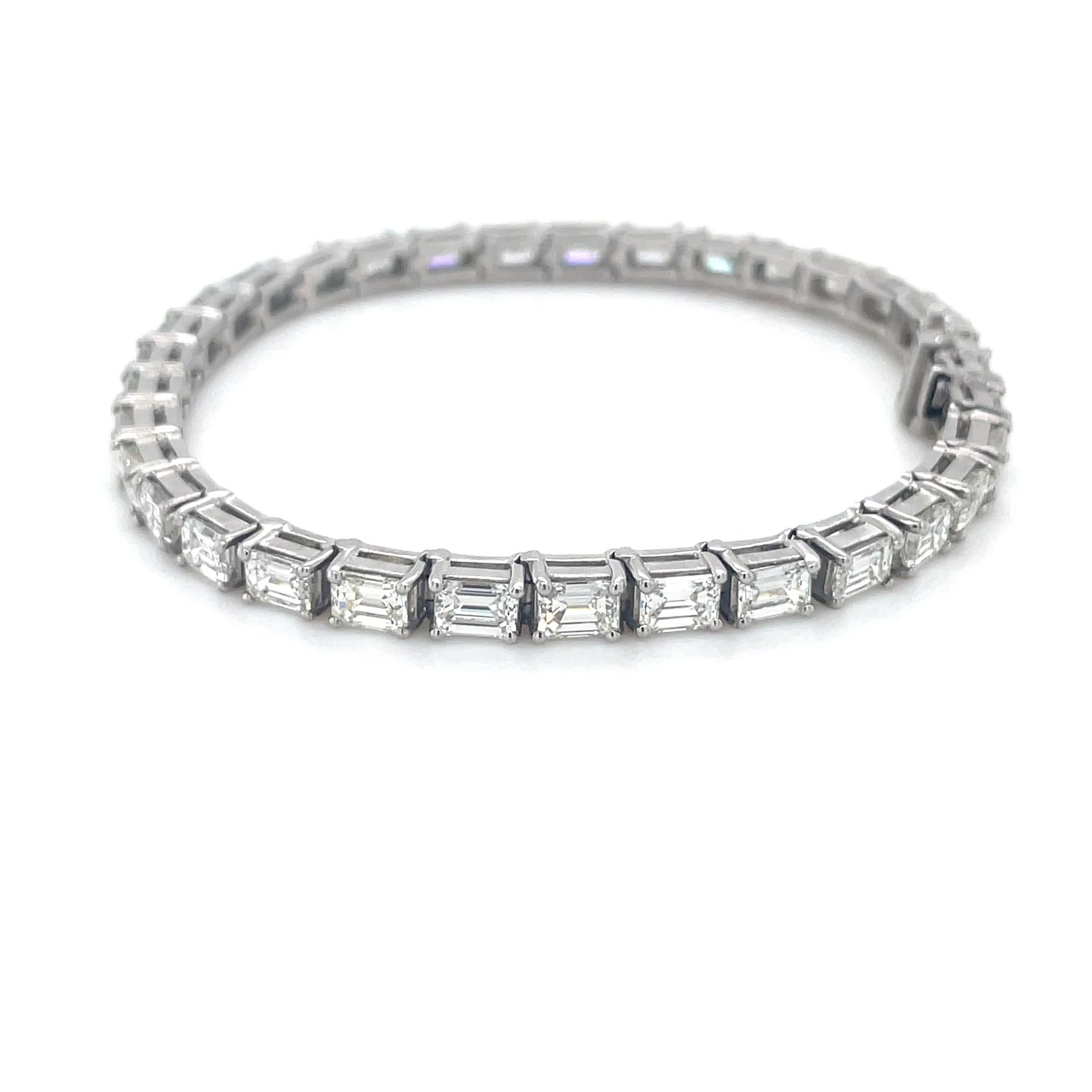 Contemporaneo Bracciale tennis con diamanti da 10,77 carati in vendita