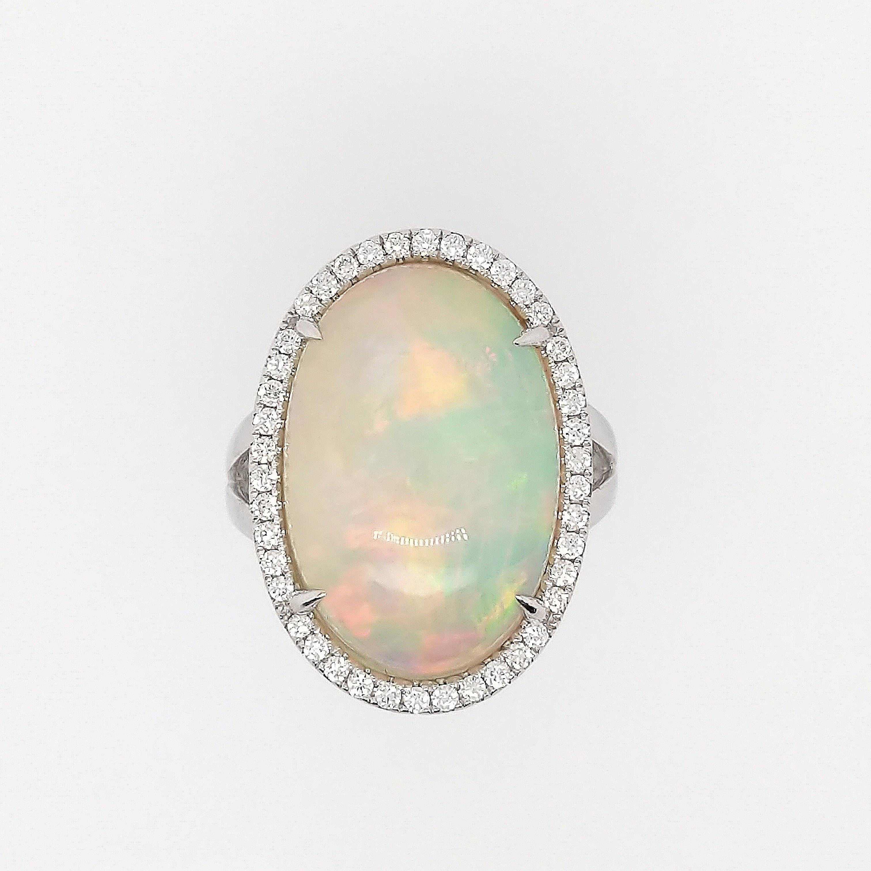 10.77 Carat Opal and Diamond Fashion Ring In New Condition For Sale In Greenville, DE