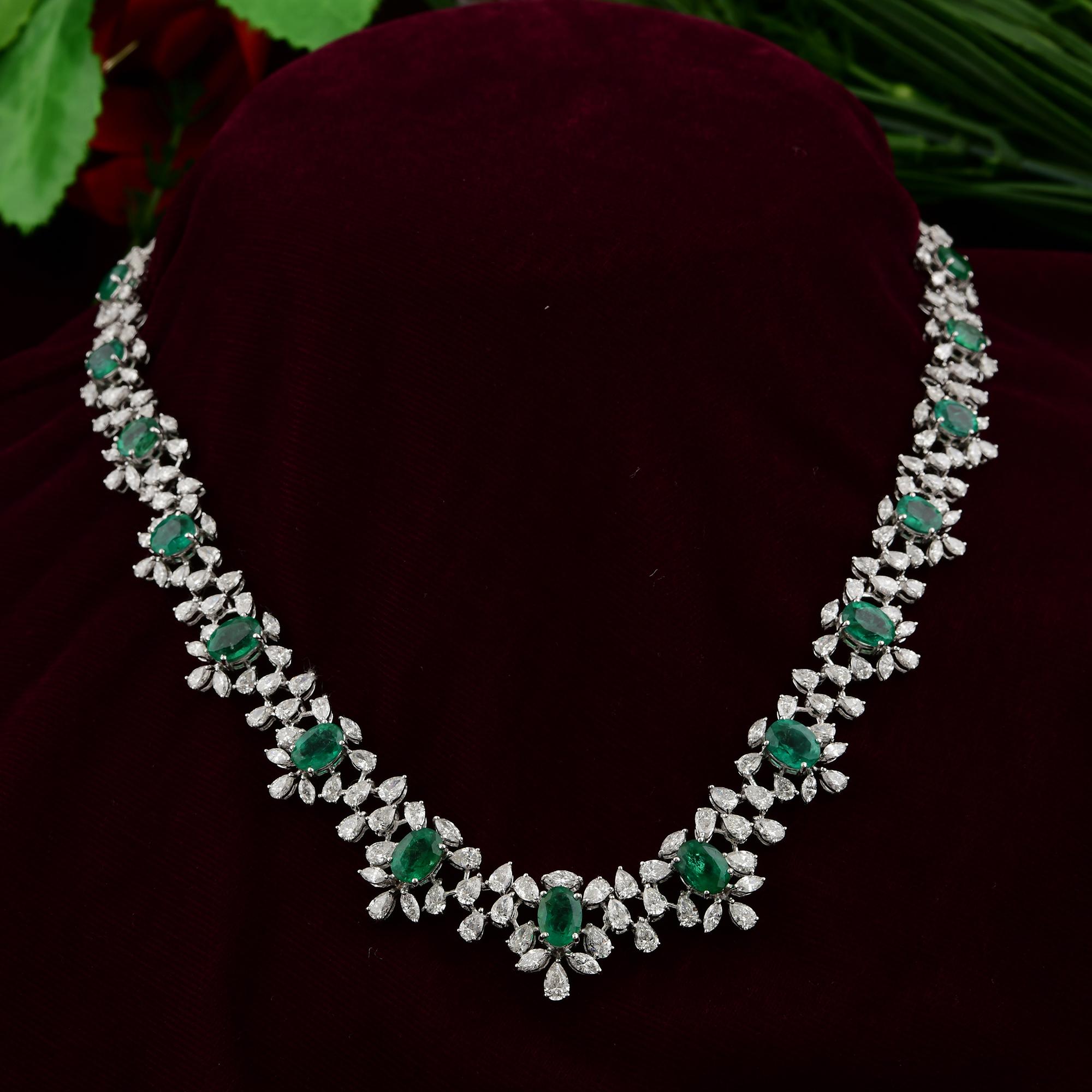 10,79 Karat sambischer Smaragd 10,6 Karat SI/H Diamant-Halskette 18 Karat Weißgold (Ovalschliff) im Angebot