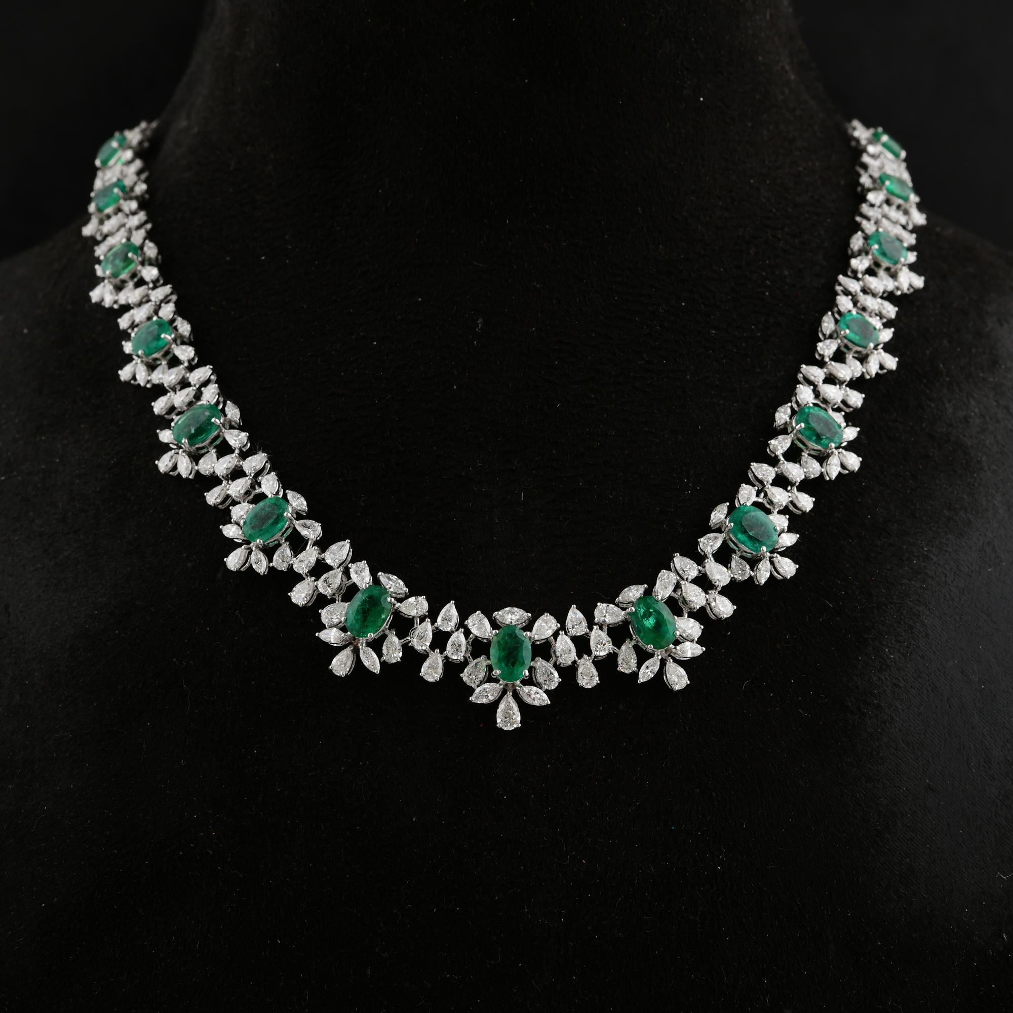 10,79 Karat sambischer Smaragd 10,6 Karat SI/H Diamant-Halskette 18 Karat Weißgold Damen im Angebot