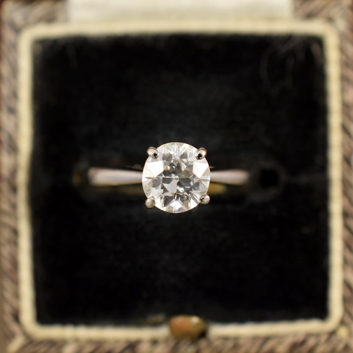 This beautifully sparkly engagement ring holds an Old European cut Diamond weighing 1.07ct and is set in 18ct White Gold in an four claw setting. A classic solitaire ring with style that stands the test of time.

If your resize option isn't there,