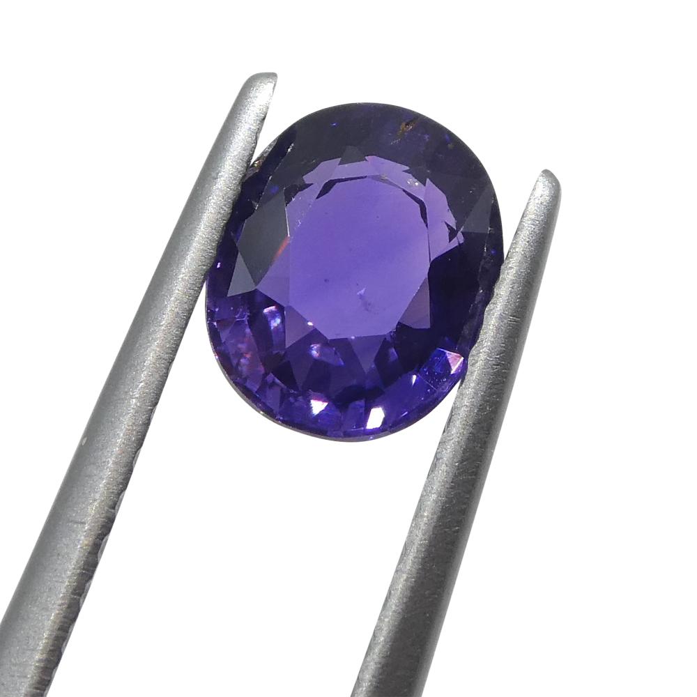 Zafiro púrpura ovalado de Madagascar, sin calentar, 1.07 ct Corte oval en venta