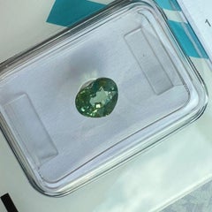 1,07 Karat lebhaft grüner unbehandelter australischer Saphir-Anhänger mit Herzschliff