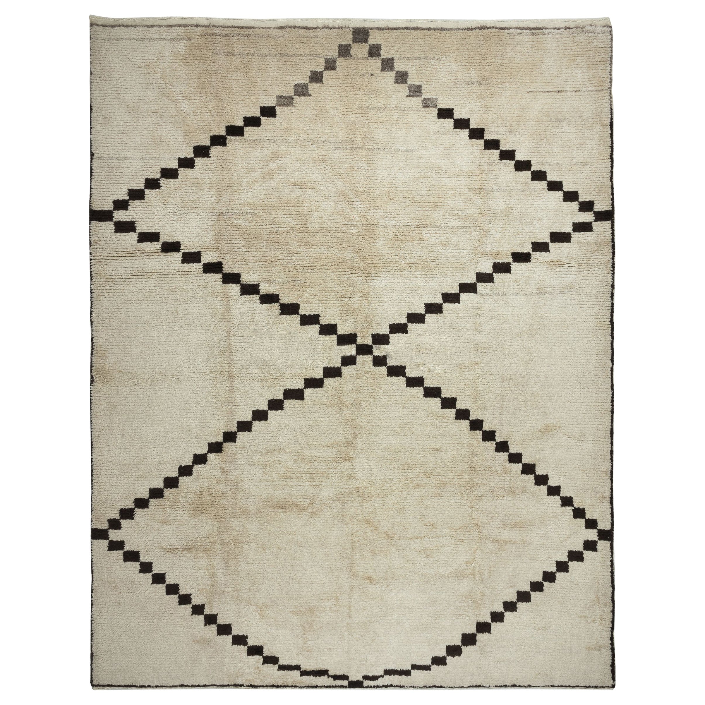 10.7x14 Ft Moroccan style Rug. 100% Natural Wool. Handknotted Beni Ourain Carpet For Sale
