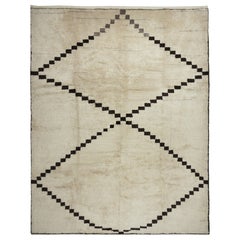 10.7x14 Ft Moroccan style Rug. 100% Natural Wool. Handknotted Beni Ourain Carpet