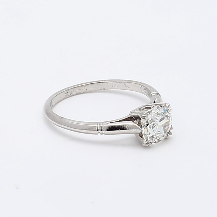 1.08 Carat Circular Brilliant Cut Shape I-VS1 Diamond Platinum Engagement Ring For Sale 1