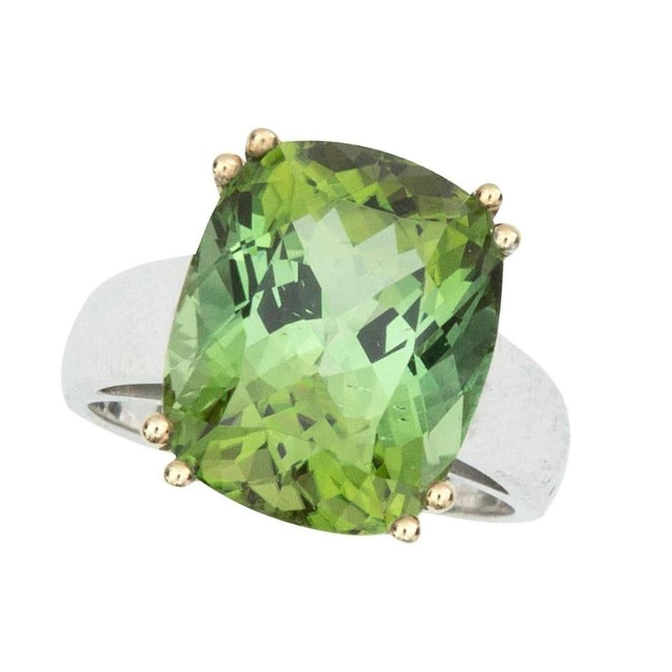 Contemporary 10.8 Carat Green Tourmaline Two-Color Gold Ring For Sale