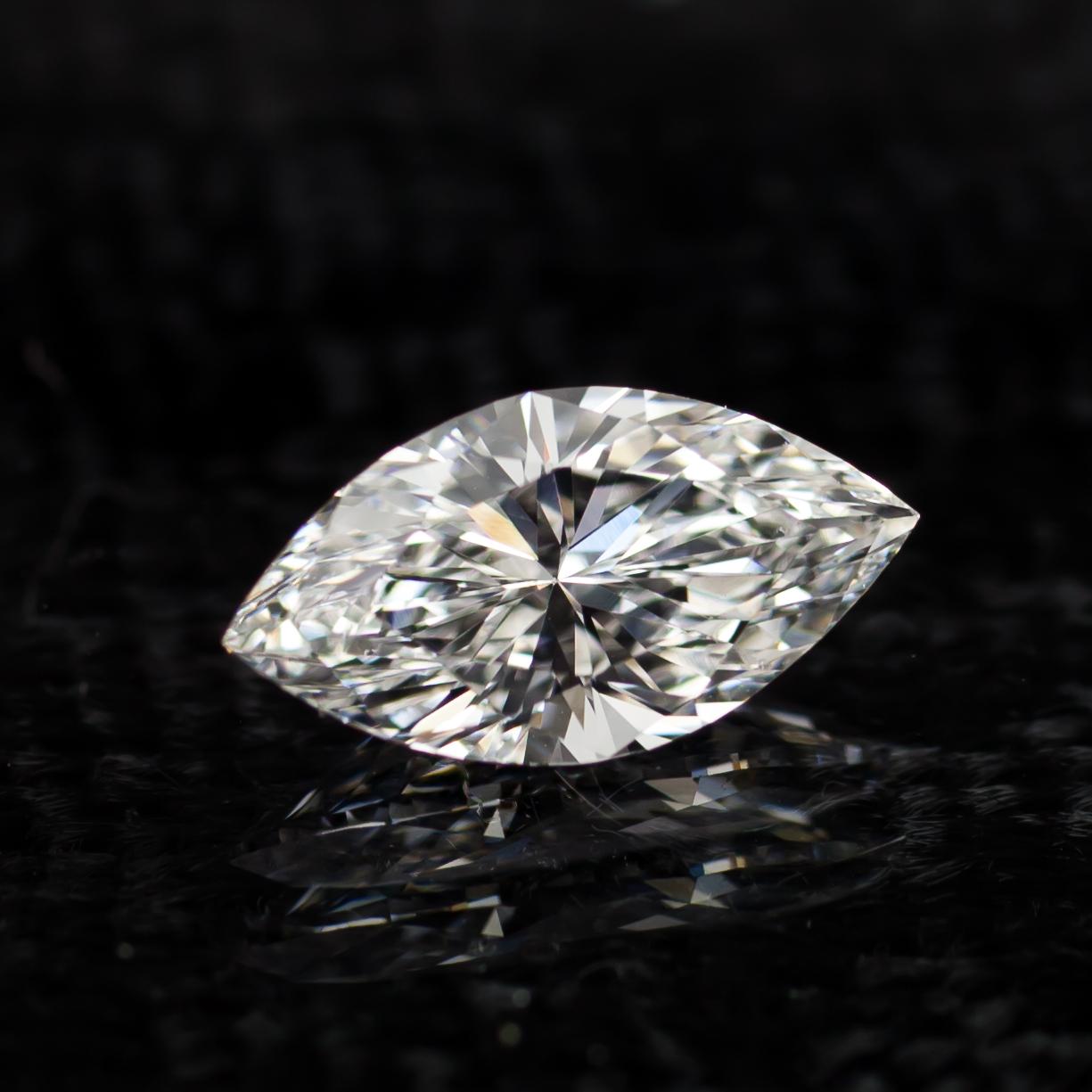 Moderne Diamant taille brillant marquise non serti de 1,08 carat F / VS2 certifié GIA en vente