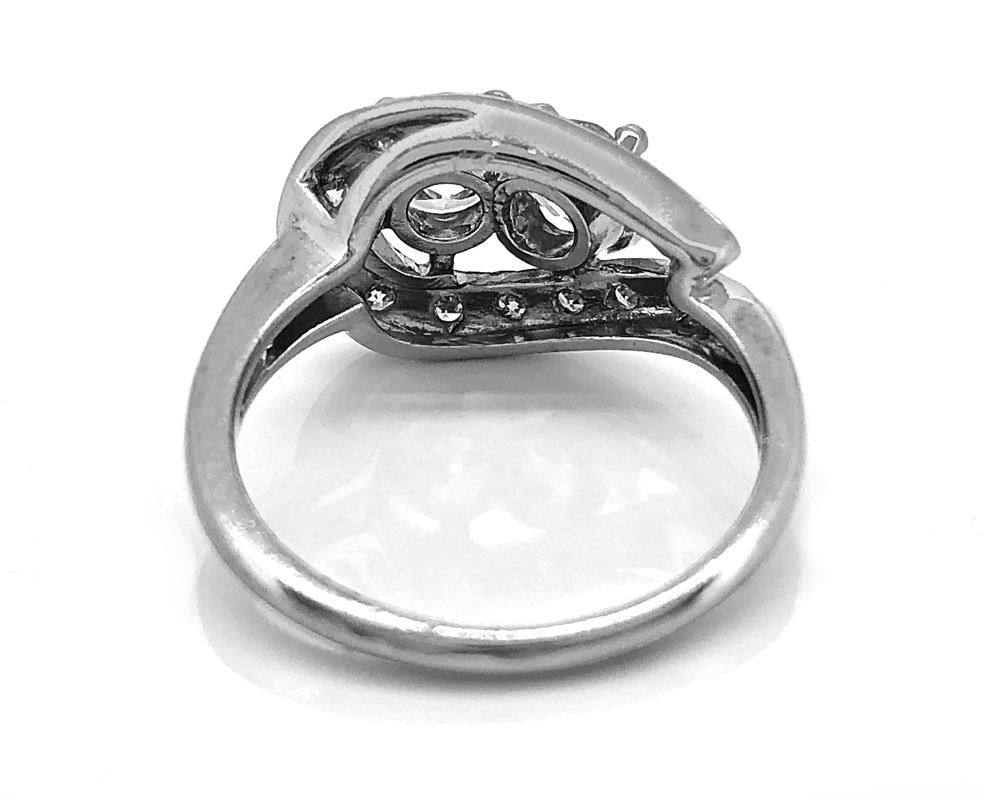 Retro 1.08 Carat T.W. Diamond Vintage Engagement or Fashion White Gold Ring For Sale