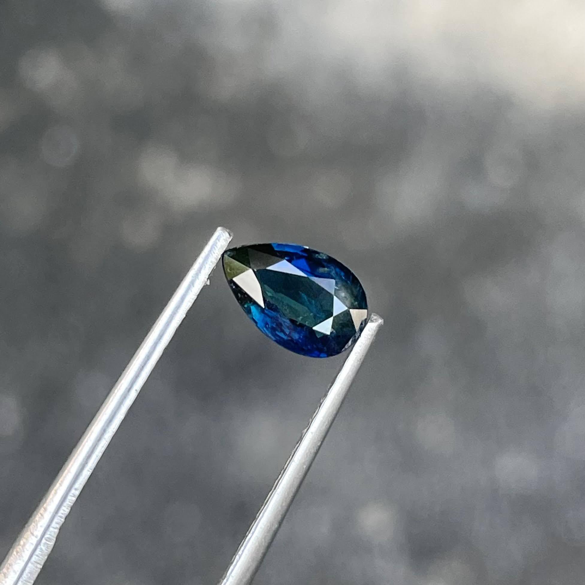 1,08 Karat Blauer Saphir Stein Birnenschliff Natürlicher Edelstein aus Madagaskar im Angebot 1