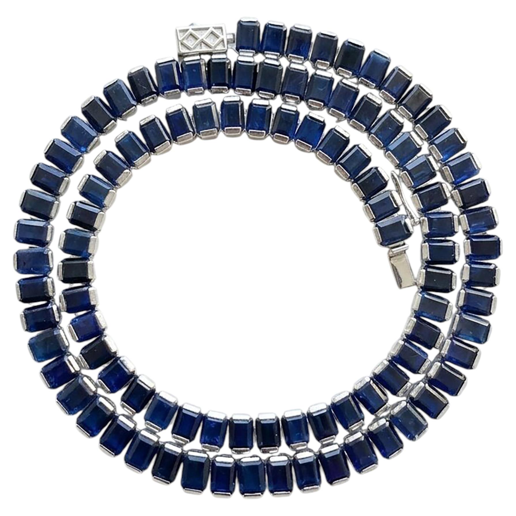 108 Ct Collana con zaffiro blu taglio smeraldo Collana tennis con zaffiro in argento 925 in vendita