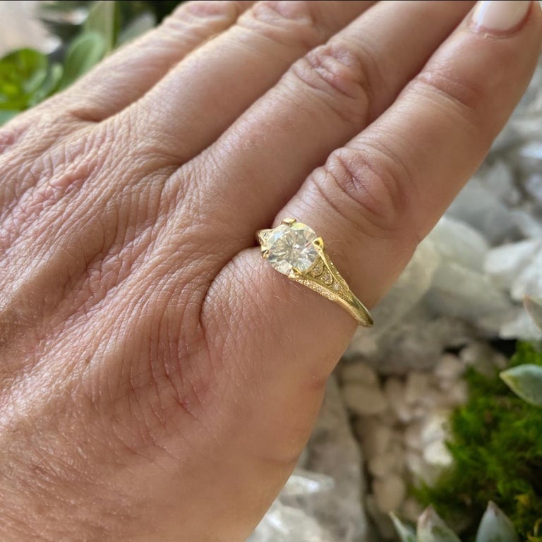 1.08-Ct. Diamond and Yellow Gold Engagement Ring For Sale at 1stDibs