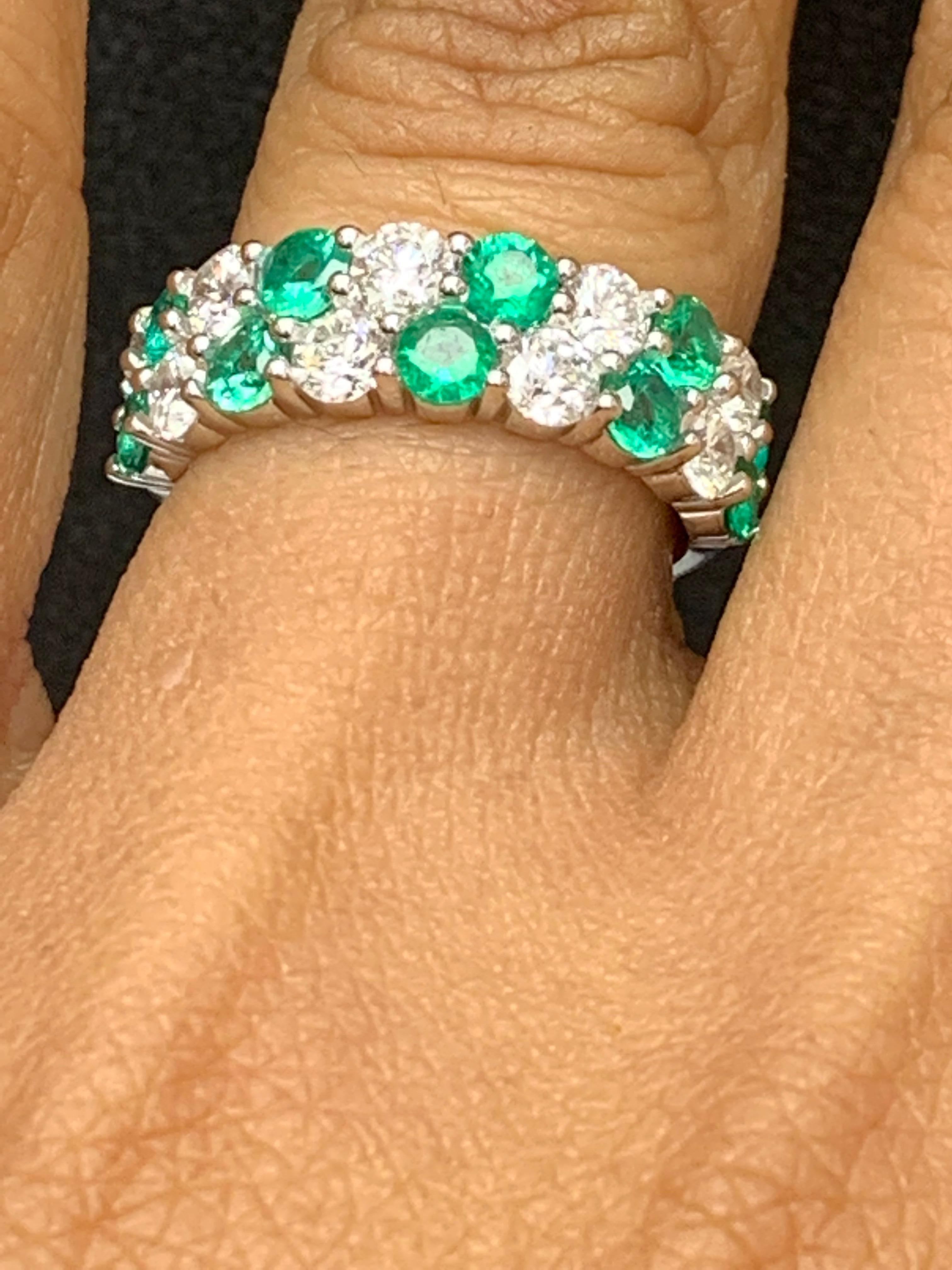 1.08 Ct Round Cut Emerald and Diamond Double Row ZicZac Band Ring 14K White Gold For Sale 8