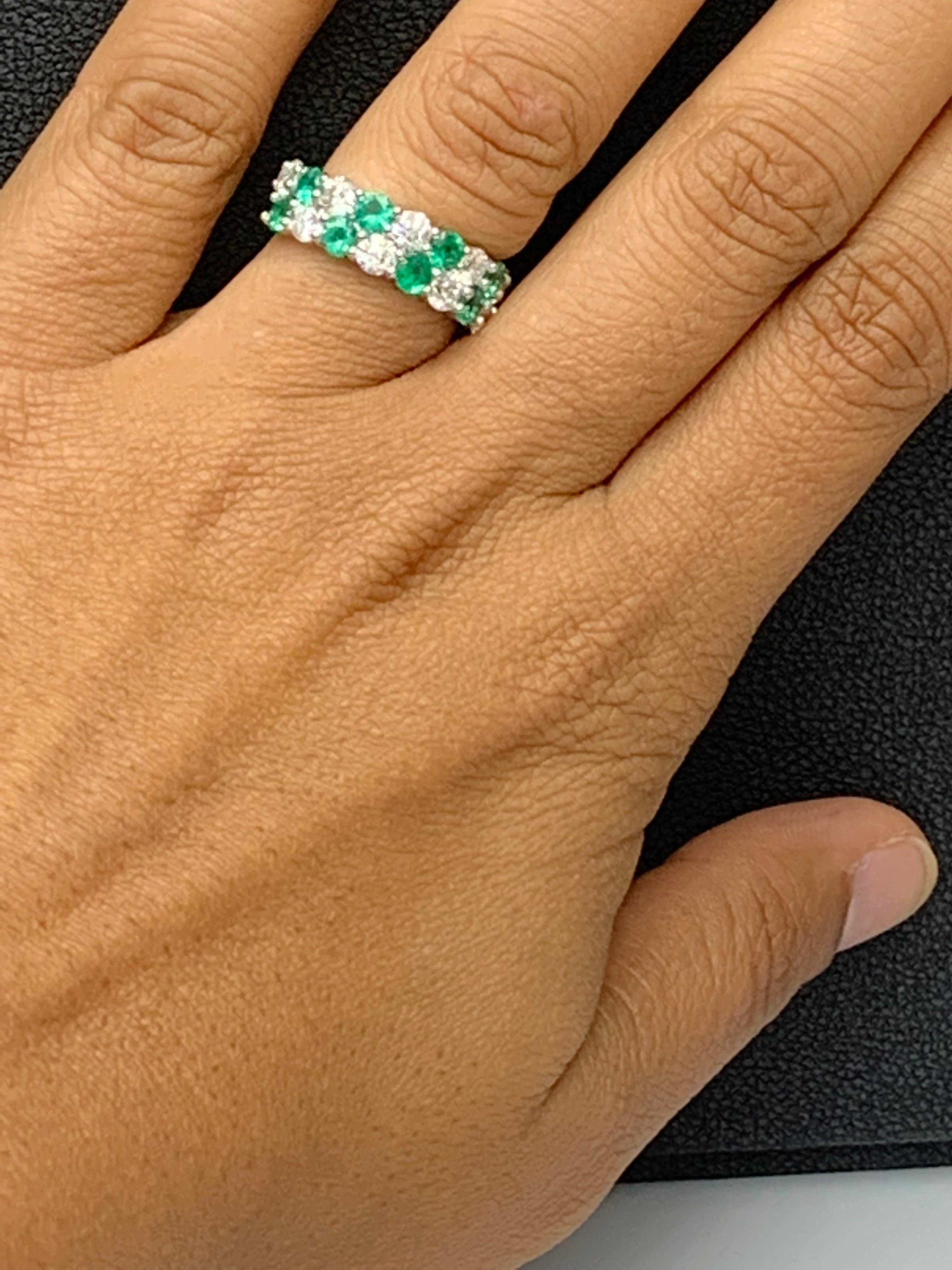 1.08 Ct Round Cut Emerald and Diamond Double Row ZicZac Band Ring 14K White Gold For Sale 4