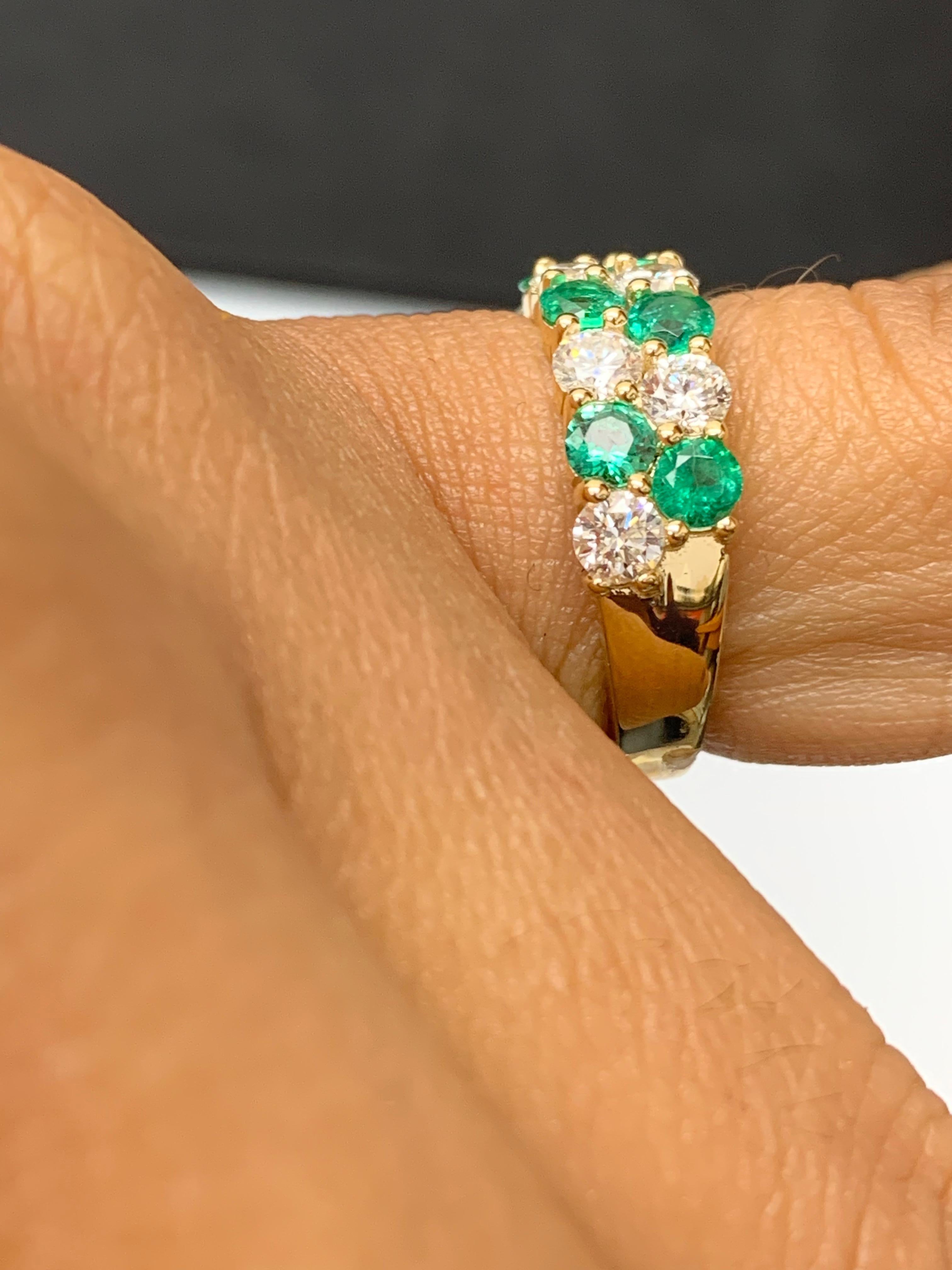 1.08 Ct Round Cut Emerald Diamond Double Row ZicZac Band Ring 14K Yellow Gold For Sale 8