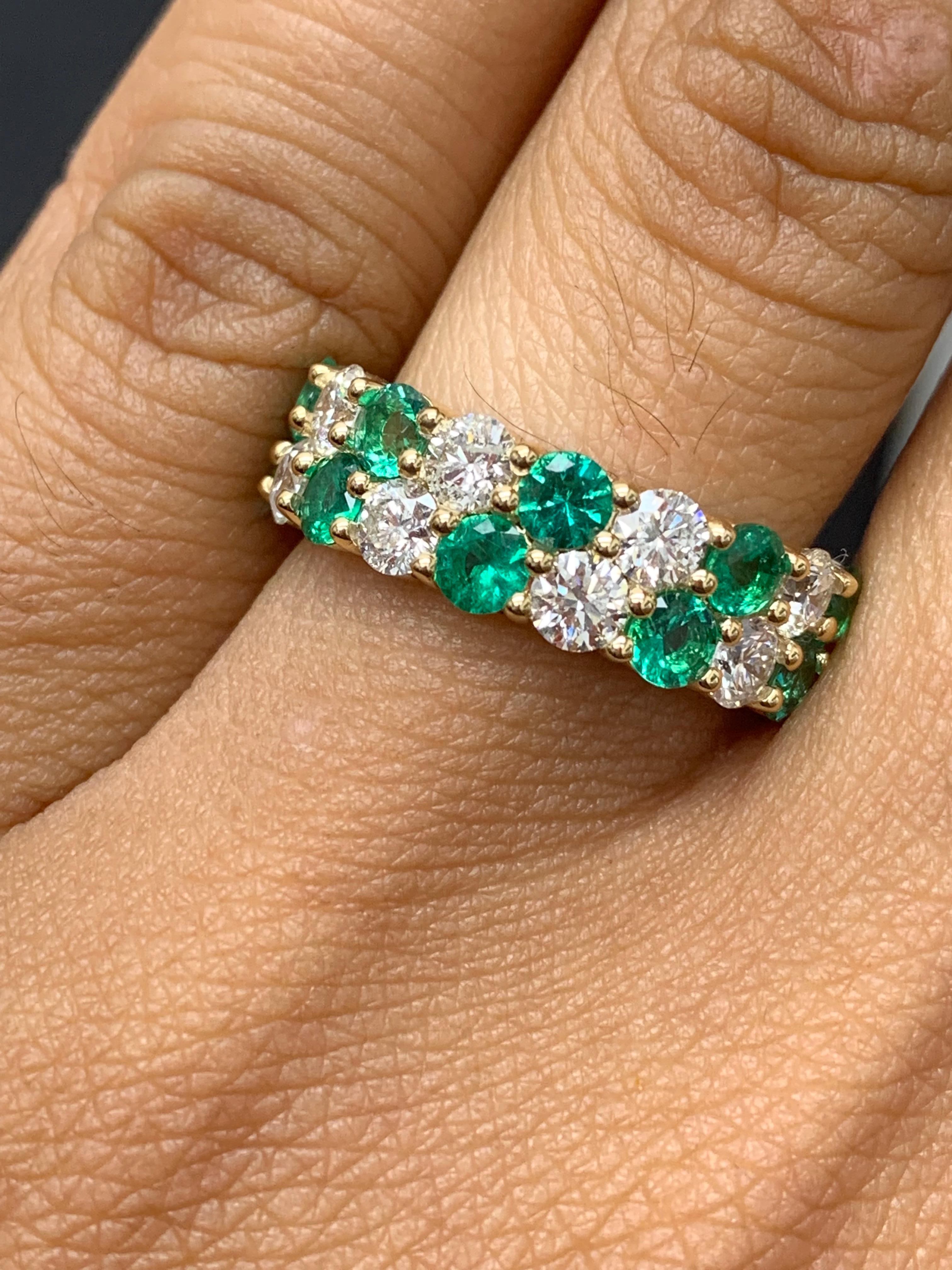 1.08 Ct Round Cut Emerald Diamond Double Row ZicZac Band Ring 14K Yellow Gold For Sale 12
