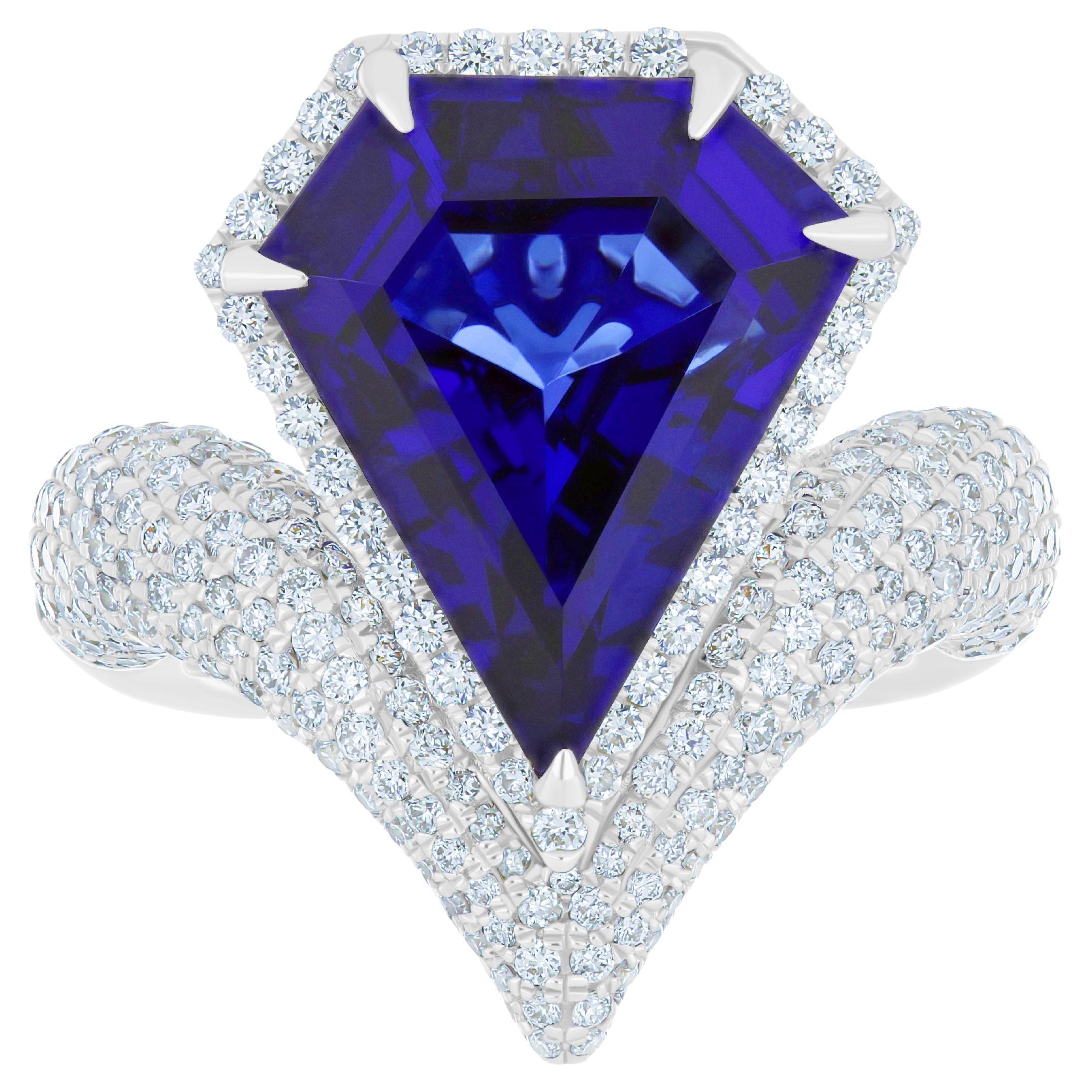 Magnifique bague en or blanc 18 carats avec tanzanite de 10,8 carats et diamant 