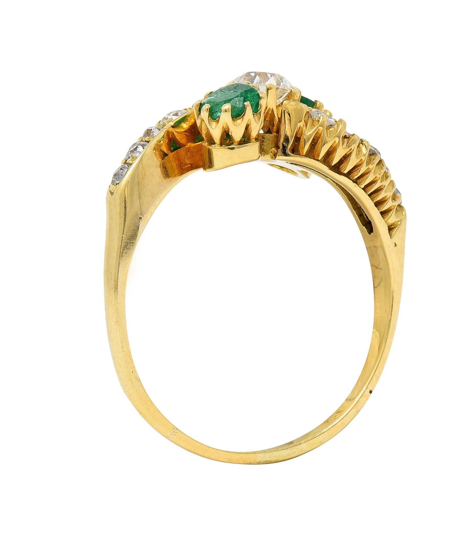 1.08 CTW Emerald Diamond 18 Karat Yellow Gold Vintage Bypass Ring For Sale 5