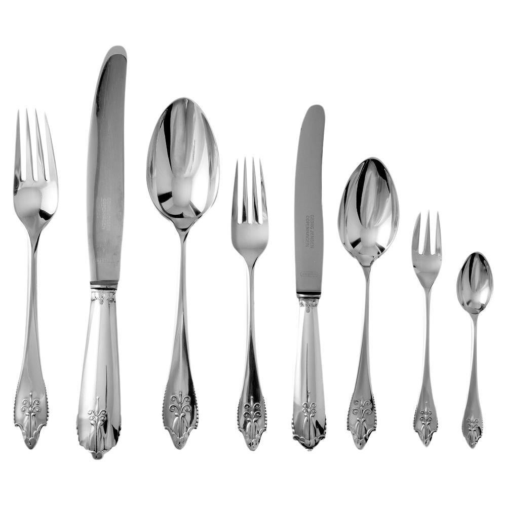 108 Pieces Complete Set of Georg Sterling Silverware in the Jensen Akkeleje  For Sale