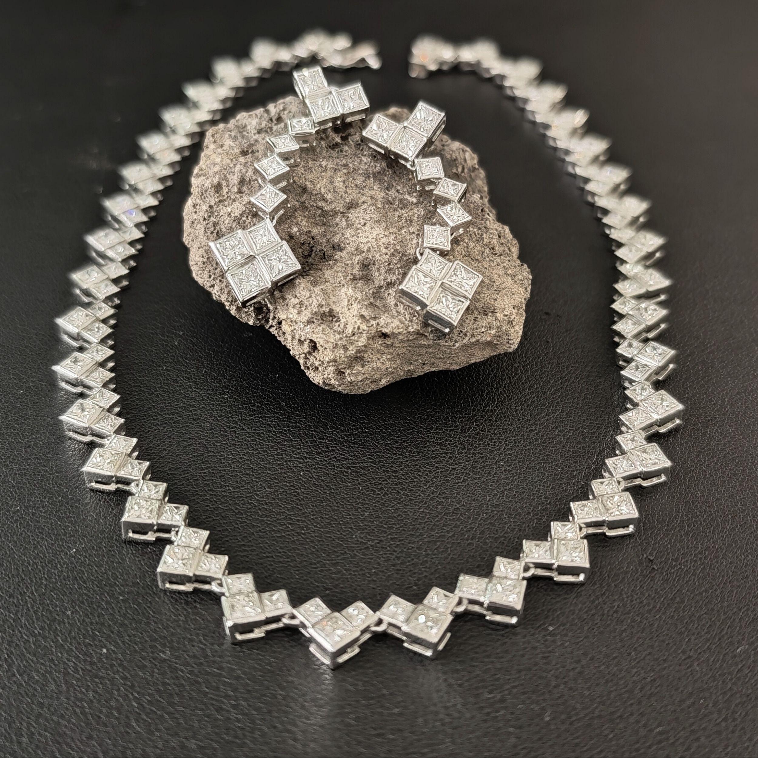 Einzigartige 38,5 Karat Halskette Damen im Angebot