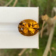 10,80 Carati Nature Sciolto Colore Marroncino Citrino Taglio Ovale Gemma Brasiliana