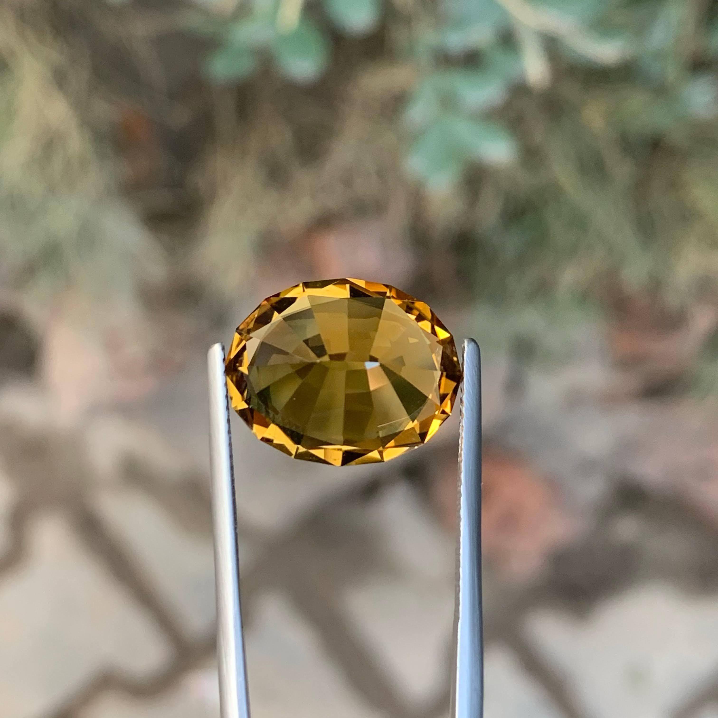 10.80 Carat Natural Loose Brownish Color Citrine Oval Cut Brazilian Gemstone Neuf - En vente à Bangkok, TH