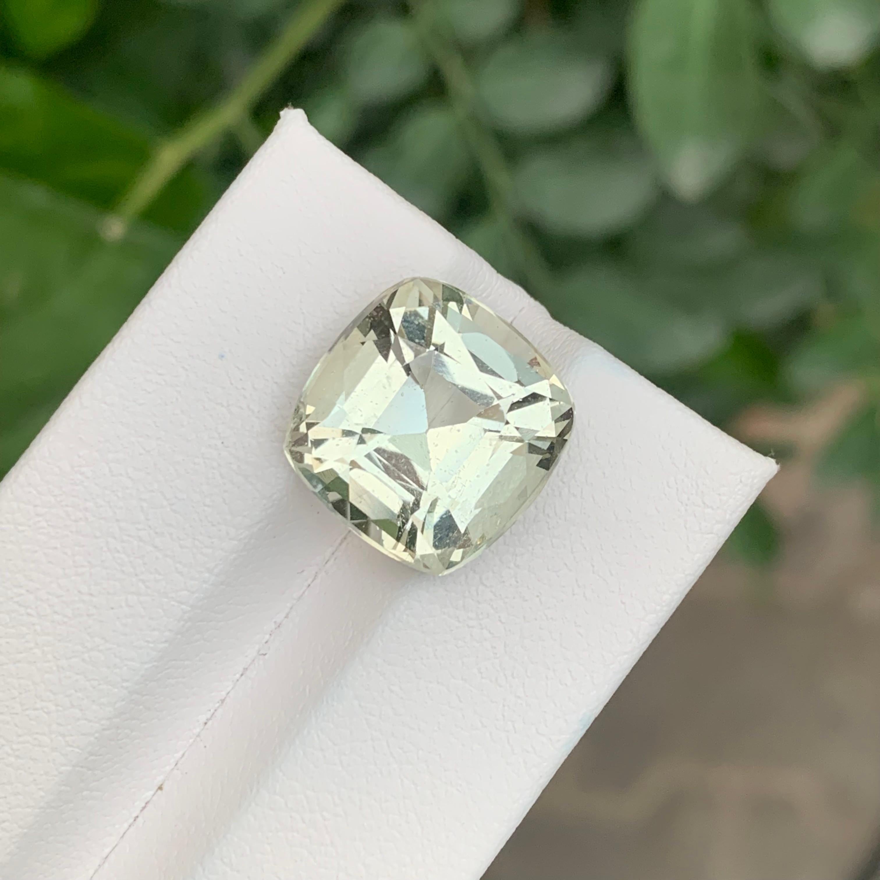 10.80 Karat natürlicher loser Heliodor Cushion Shape Edelstein im Angebot 3