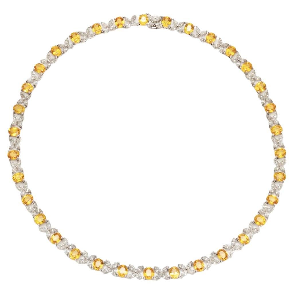 Collier en diamants de 10,81 carats et saphirs jaunes de 29,36 carats en vente