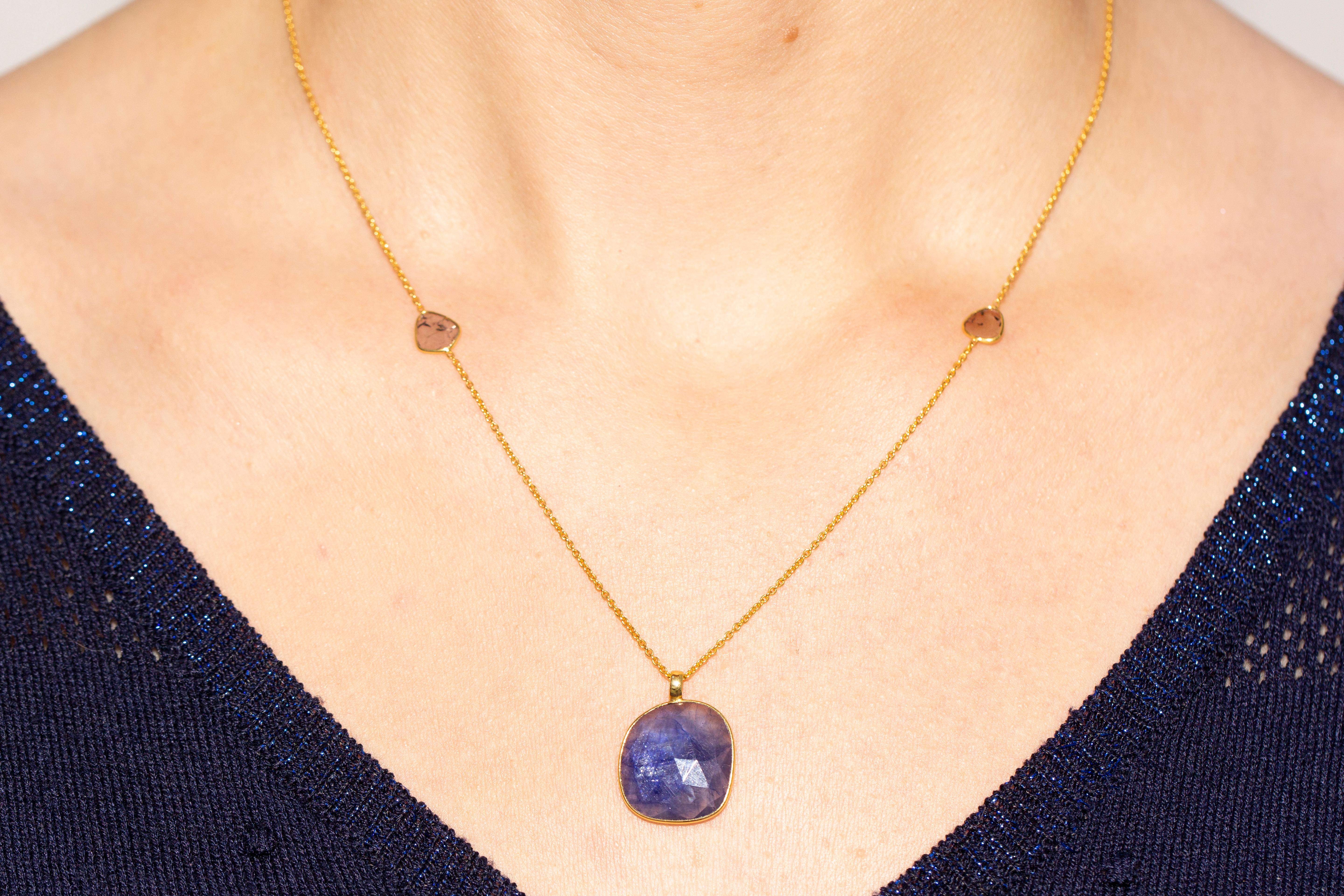 10.82 Carat Rose Cut Blue Sapphire Diamond 18 KT Yellow Gold Pendant Necklace  For Sale 2