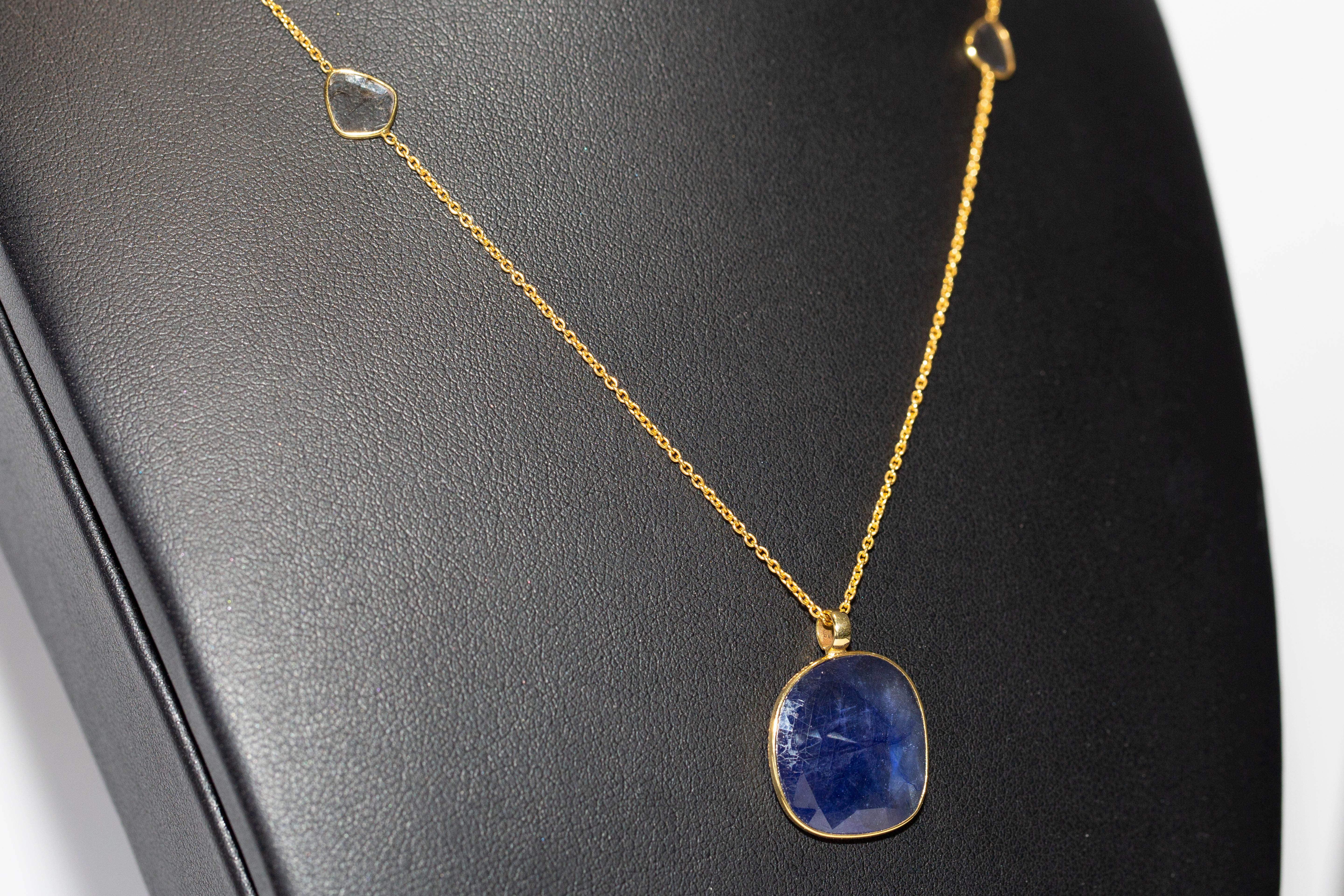 10.82 Carat Rose Cut Blue Sapphire Diamond 18 KT Yellow Gold Pendant Necklace For Sale 4