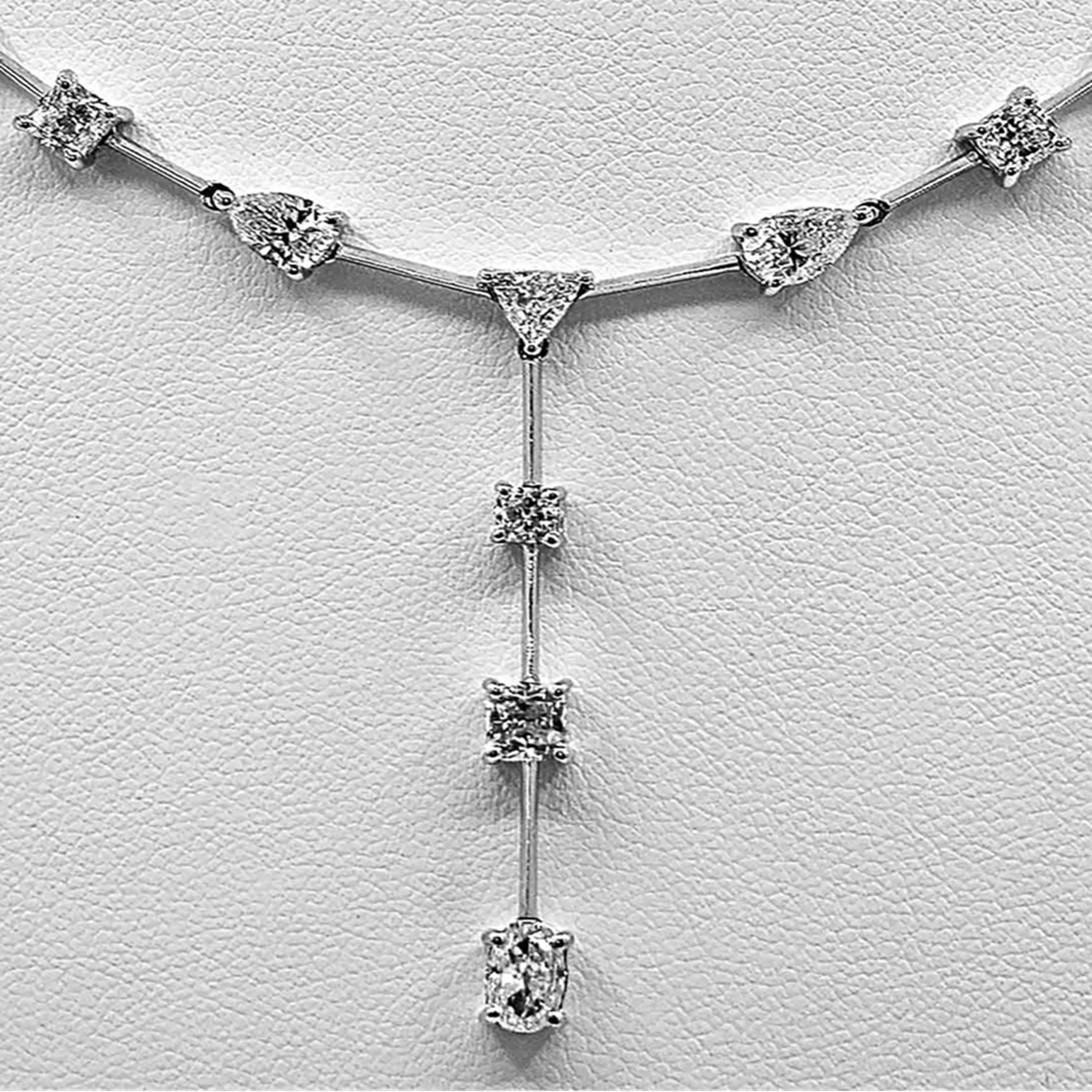 10.85 Carat Diamond White Gold Necklace in vendita 1