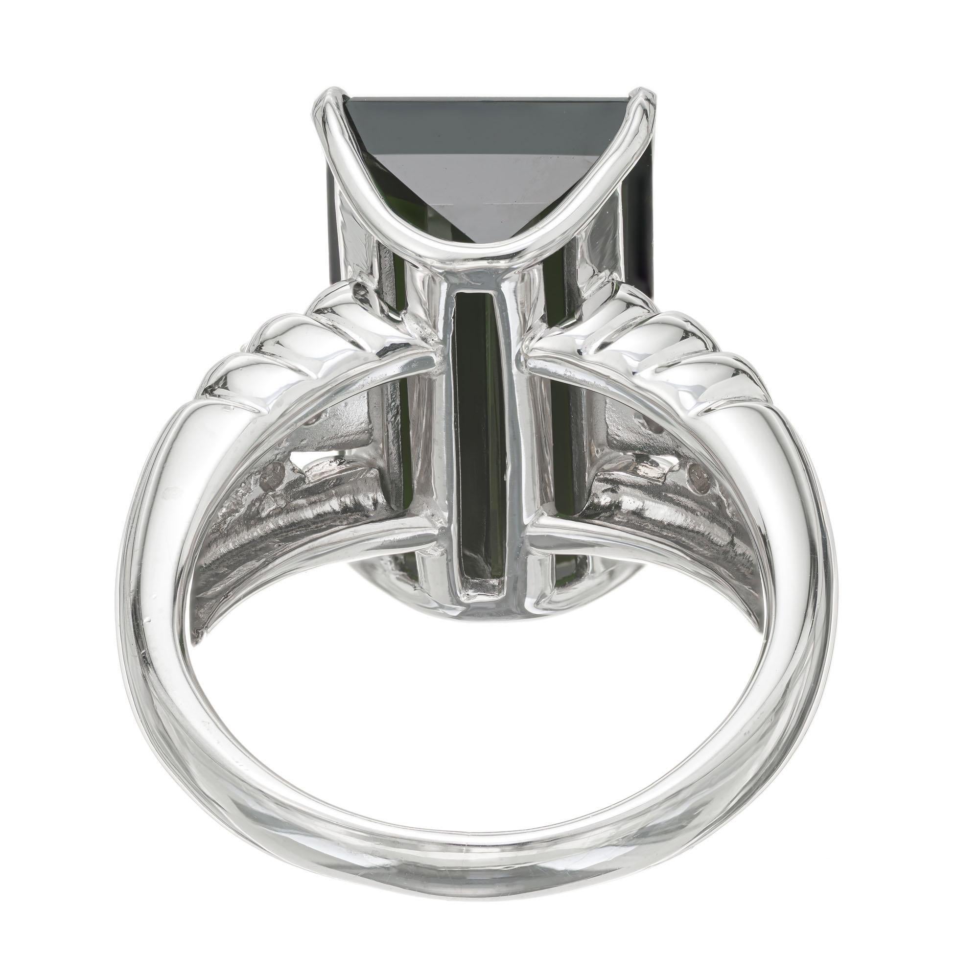 Round Cut 10.85 Carat Tourmaline Diamond Platinum Cocktail Ring For Sale